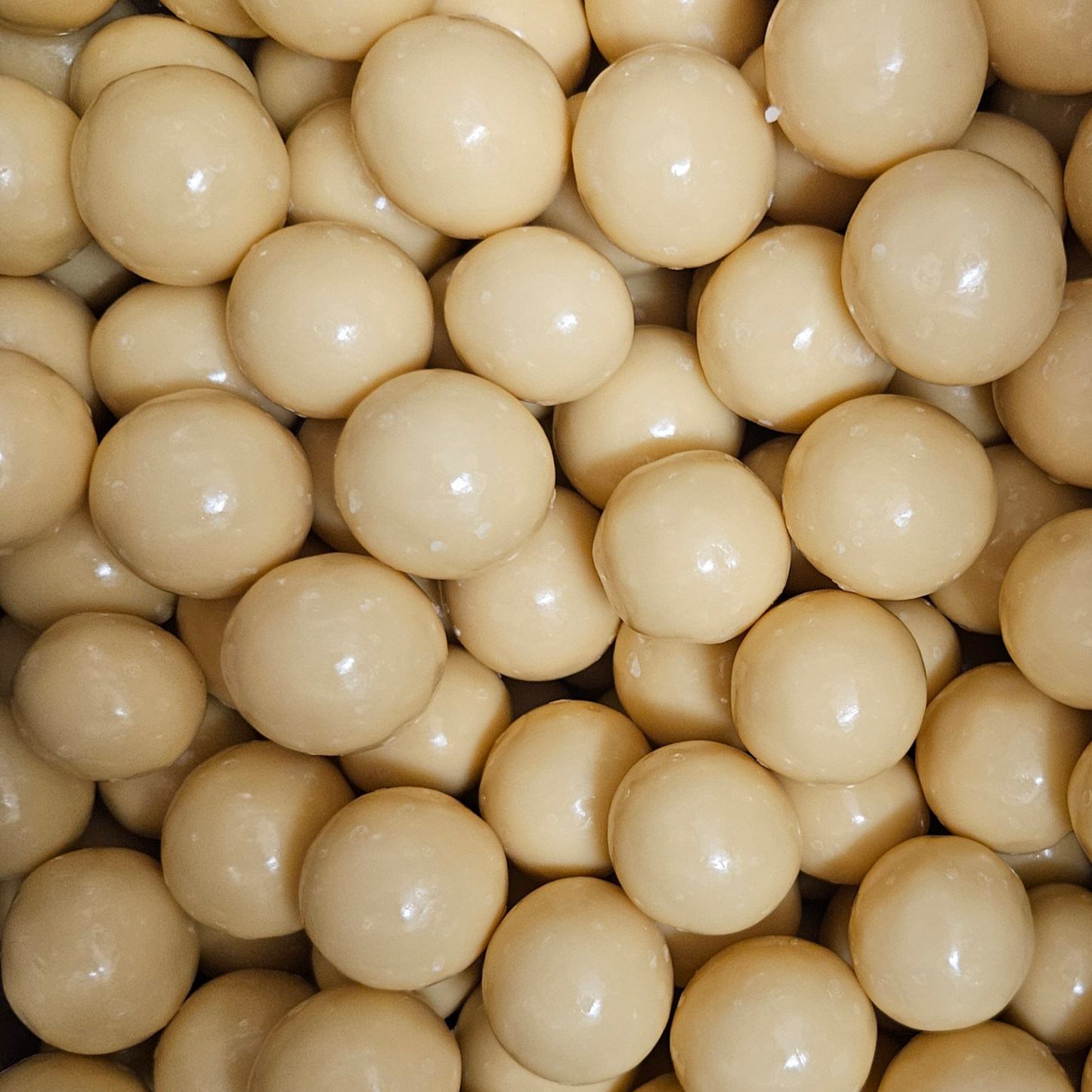 White Chocolate Macadamia