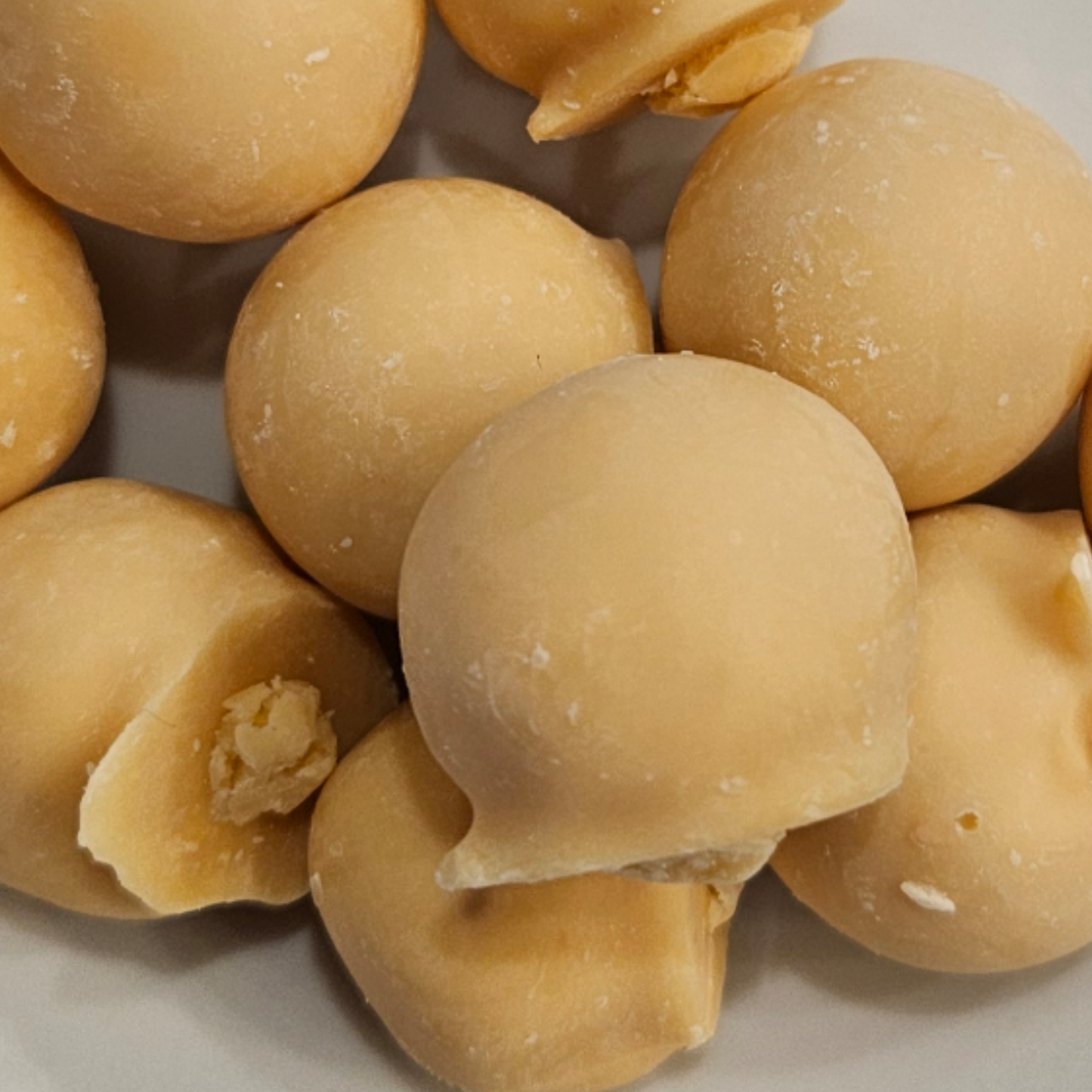 Apricot & Yoghurt Balls